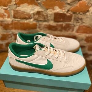 NIKE SB HERITAGE VULC SUMMIT WHITE-LUCKY GREEN-WHITE SZ 10
